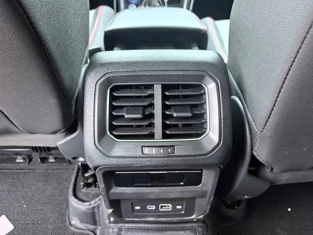 Volkswagen Tiguan L New Energy 2022 — фото 14