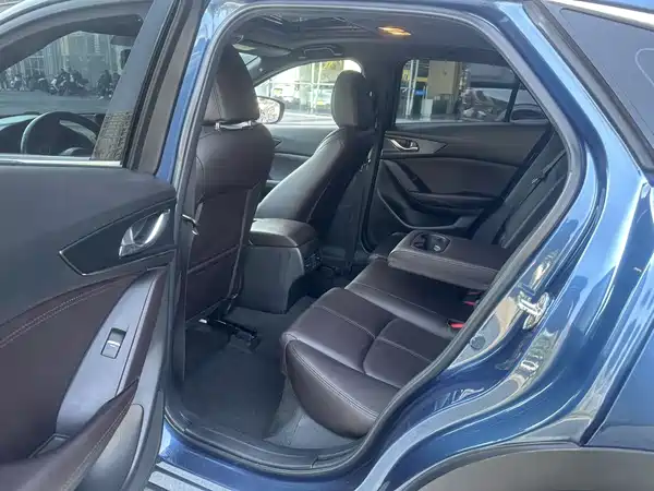 Mazda CX-4 2020