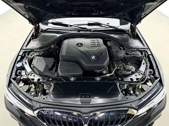 BMW 3 Series 2021 — фото 14