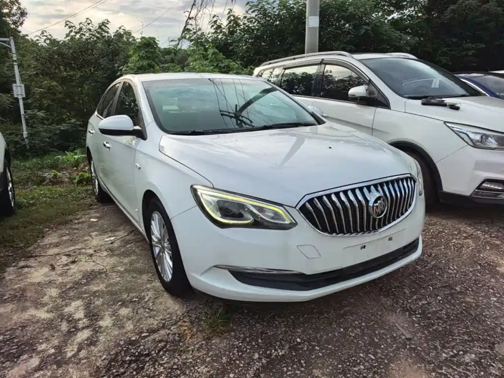Buick Excelle 2017 — фото 4