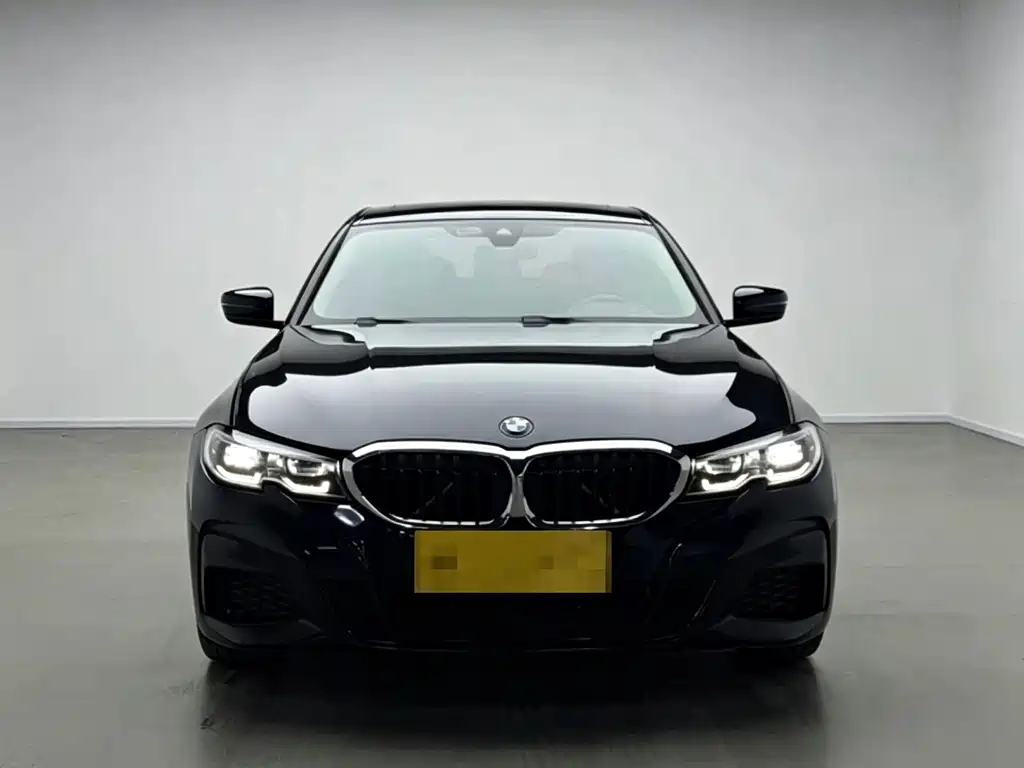 BMW 3 Series 2021