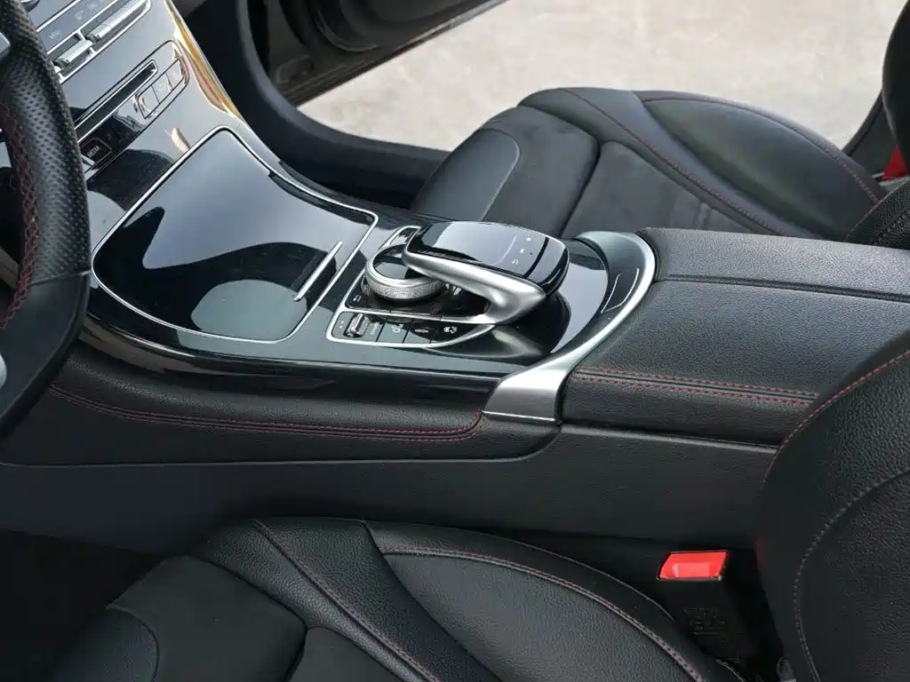 Mercedes-Benz GLC AMG 2019 — фото 15