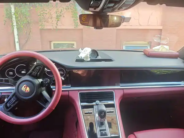 Porsche Panamera 2024