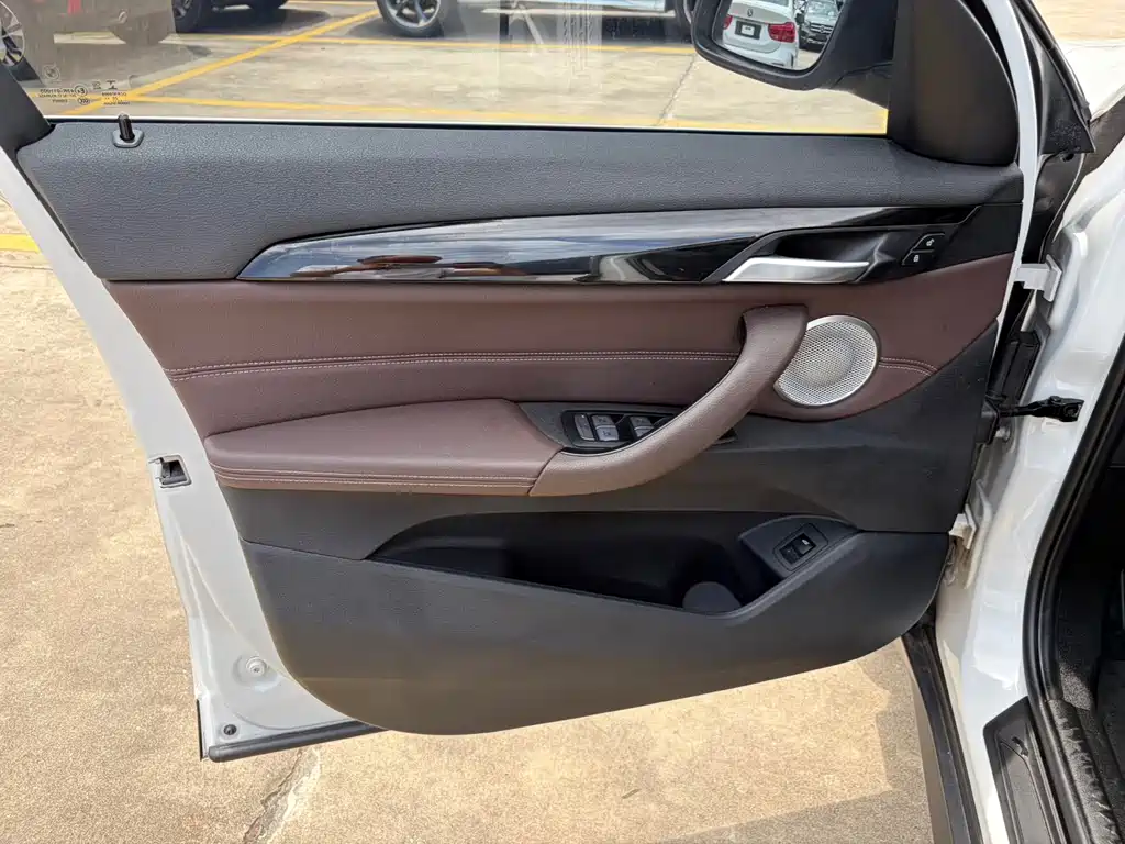 BMW X1 2020 — фото 16
