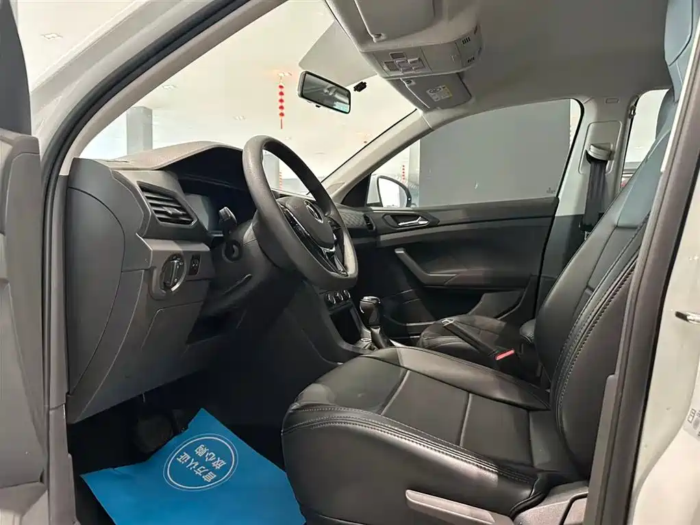 Volkswagen T-Cross 2023 — фото 10