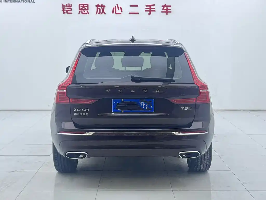 Volvo XC60 2020 — фото 9