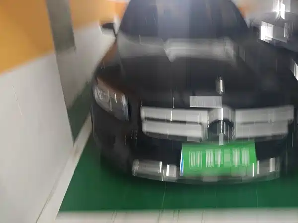 Mercedes-Benz GLB 2023