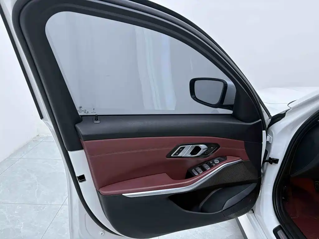 BMW i3 2023 — фото 17