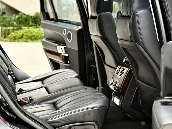 Land Rover Range Rover 2018
