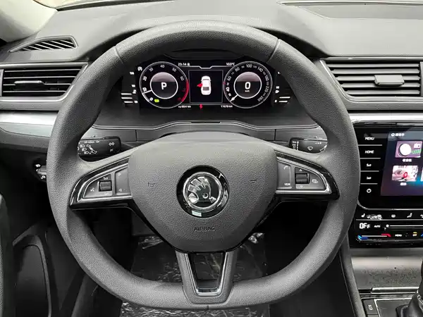Skoda Superb 2024