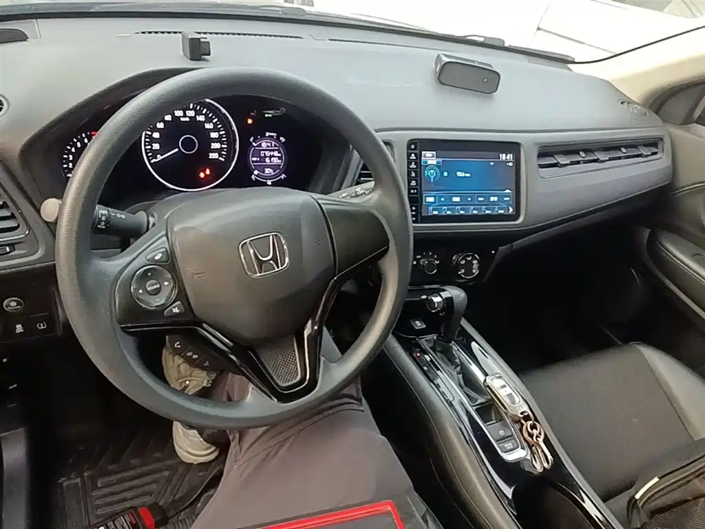 Honda Vezel 2020 — фото 10