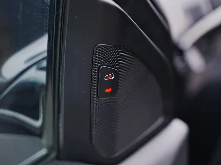 Audi Q5 2017 — фото 25