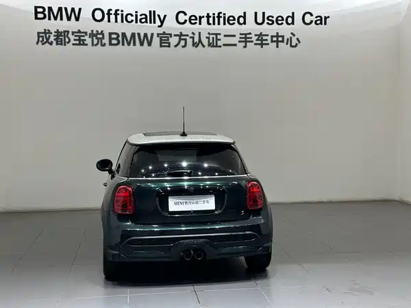 MINI MINI 2024