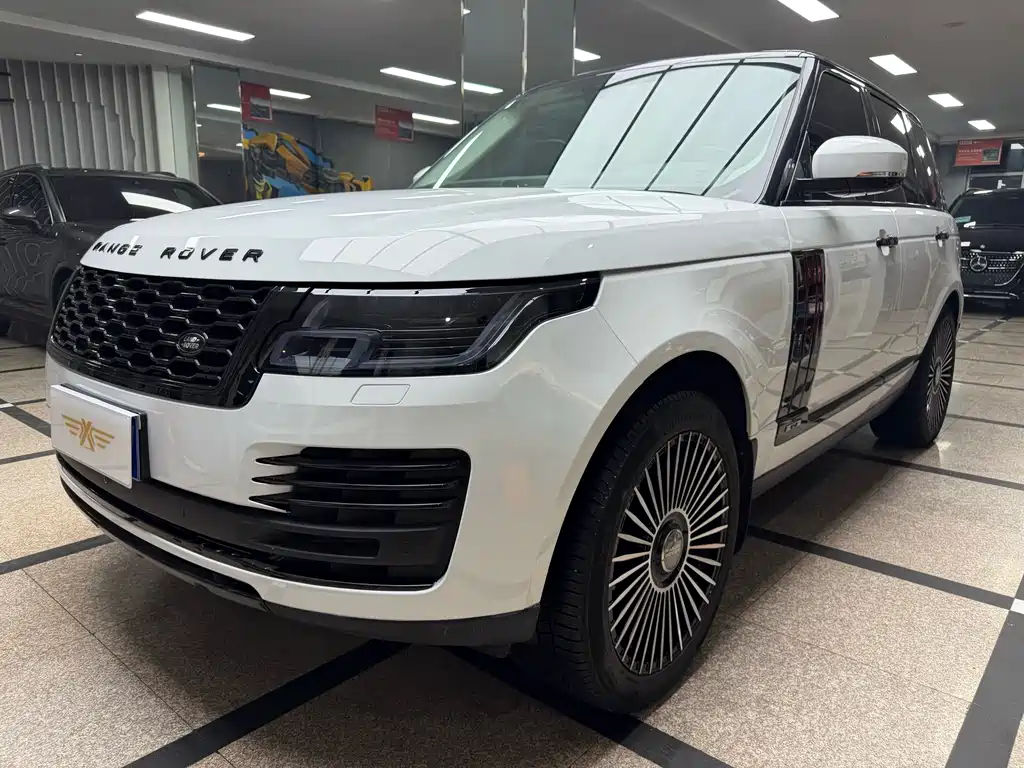 Land Rover Range Rover 2018 — фото 1
