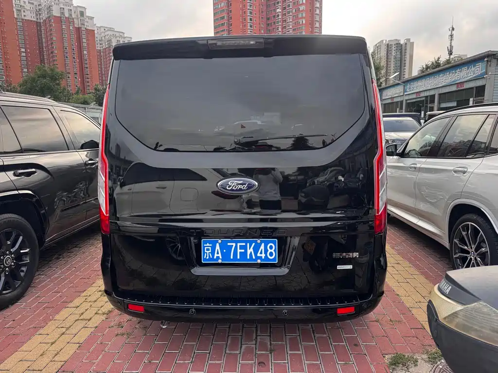Ford Tourneo 2020 — фото 7