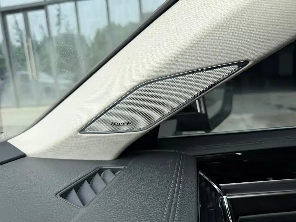 Volkswagen Phideon 2018 — фото 14