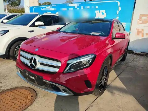 Mercedes-Benz GLA 2015