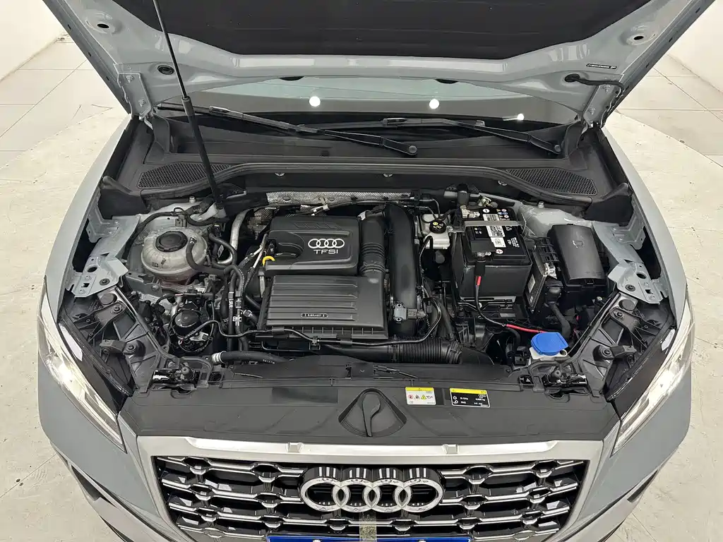 Audi Q2L 2023 — фото 17