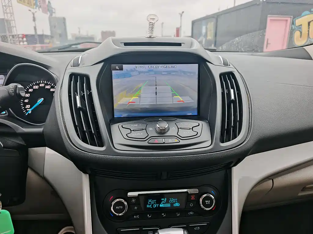 Ford Kuga 2013 — фото 18