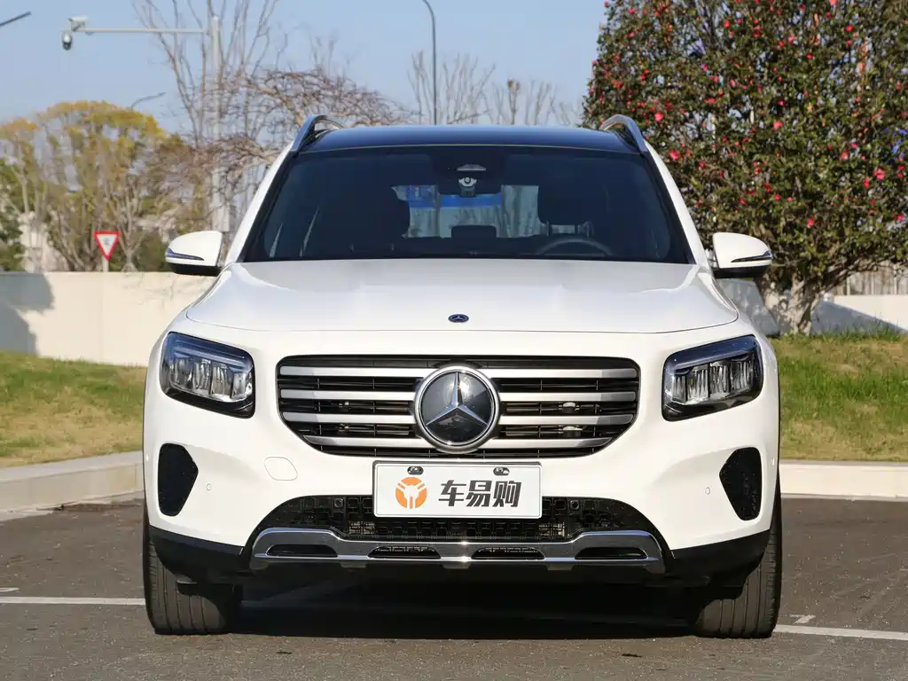 Mercedes-Benz GLB 2024