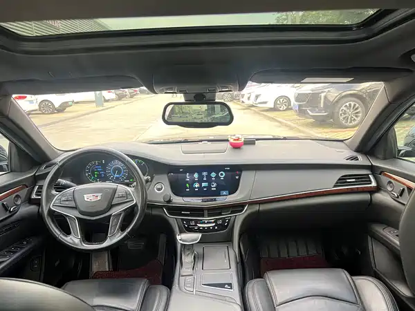 Cadillac CT6 PLUG-IN 2018
