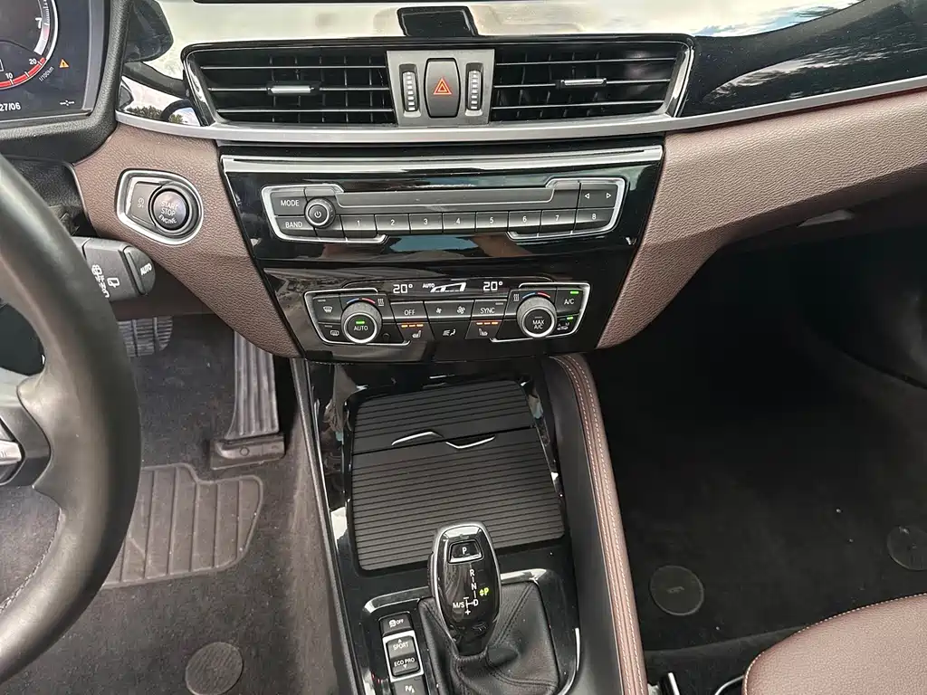 BMW X1 2022 — фото 14