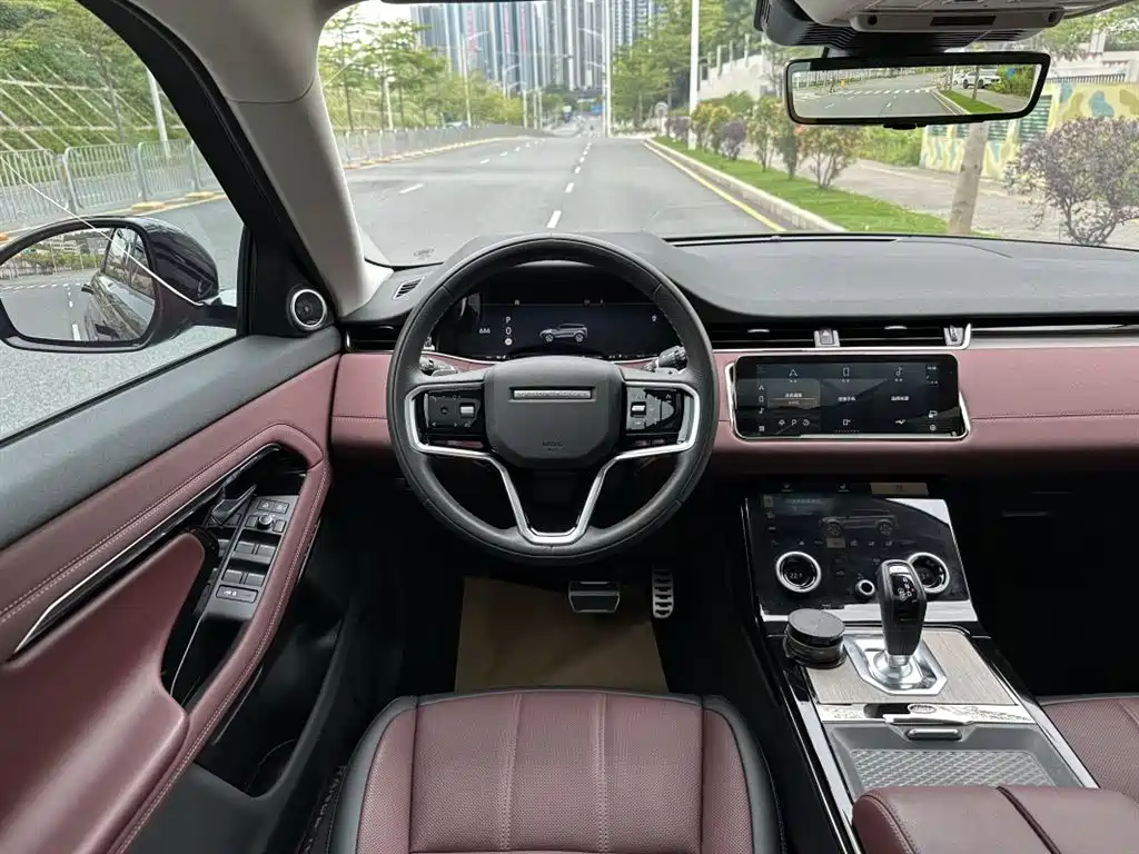 Land Rover Evoque 2024 — фото 14