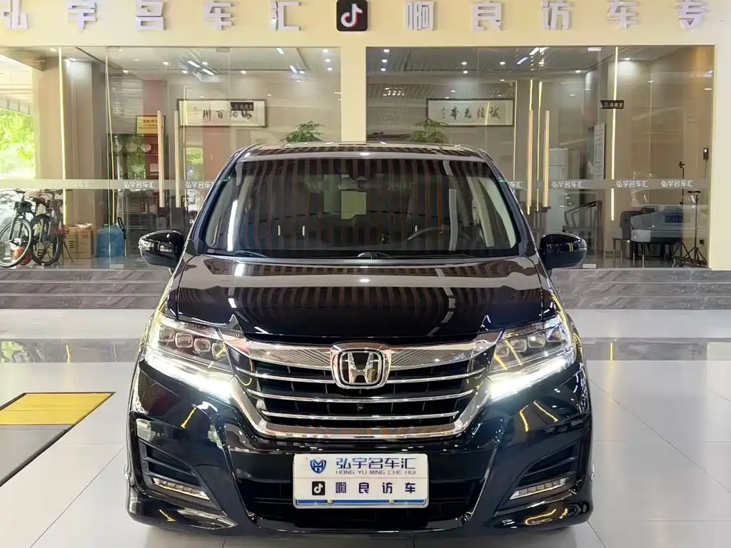 Honda Elysion 2019 — фото 24