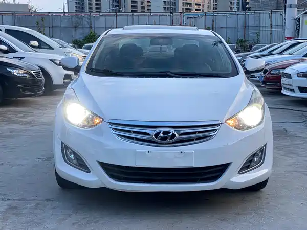 Hyundai Elantra Langdong 2014
