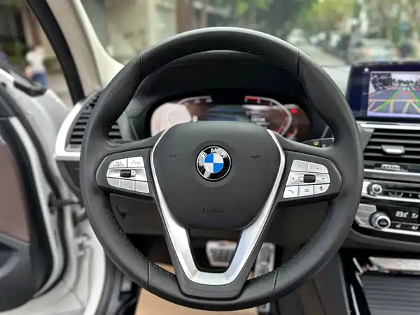 BMW X3 2021
