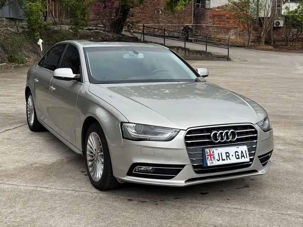 Audi A4L 2015 — фото 3