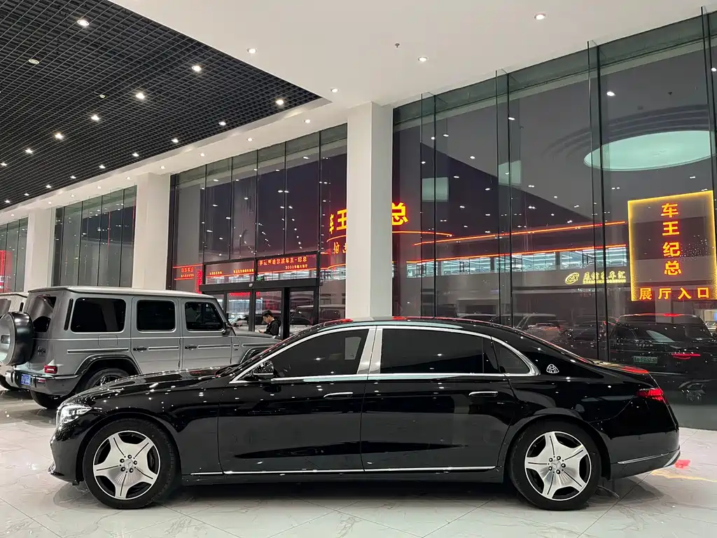 Mercedes-Benz S-Class 2024 — фото 12
