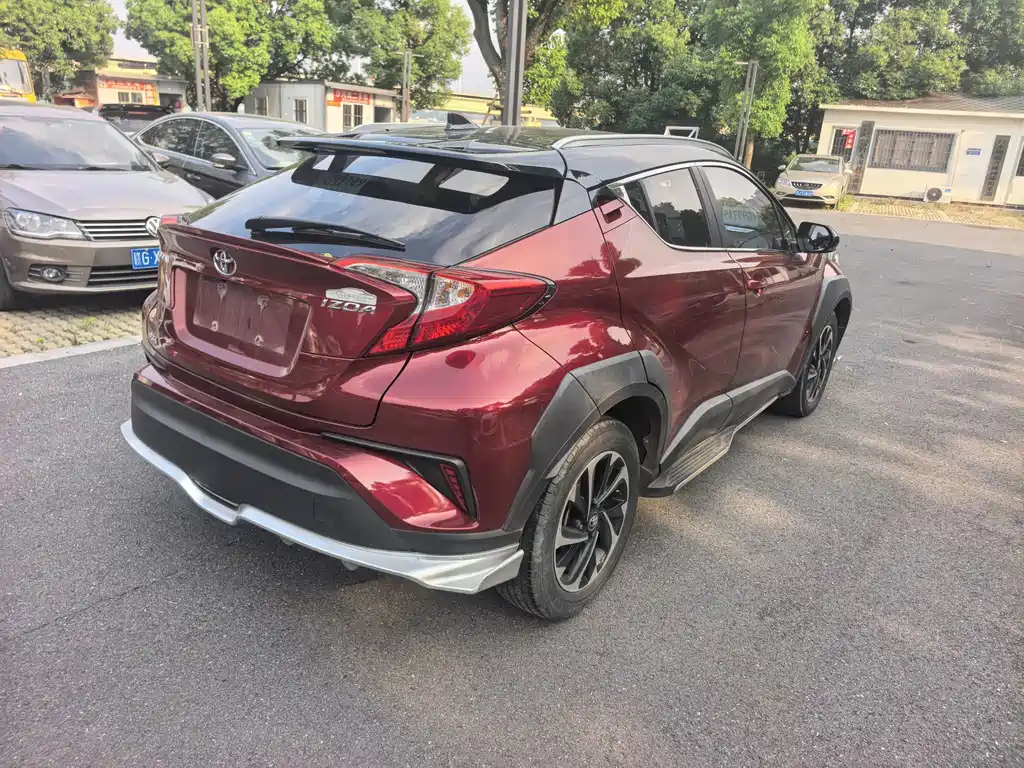 Toyota IZOA 2019 — фото 4
