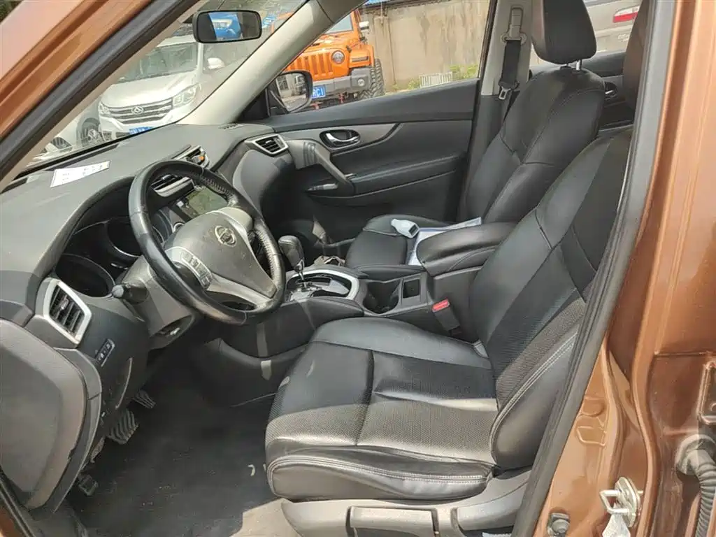 Nissan X-Trail 2015 — фото 15