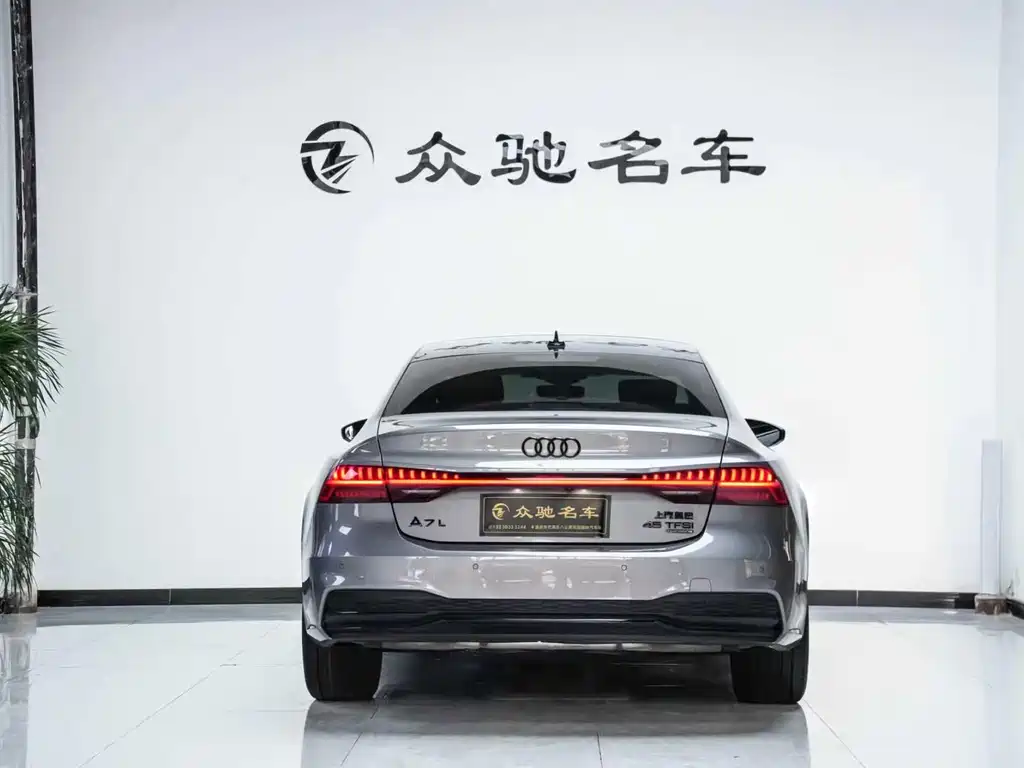 Audi A7L 2023 — фото 11