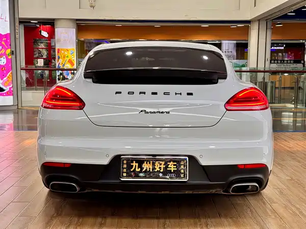 Porsche Panamera 2017