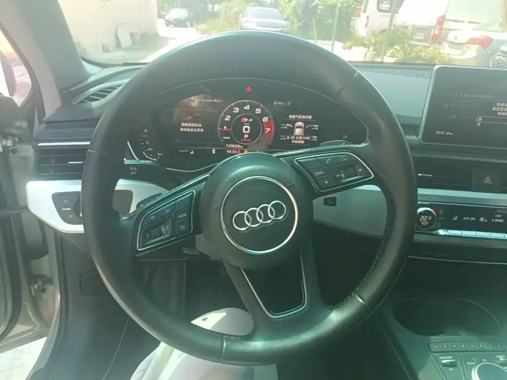 Audi A4L 2018 — фото 11