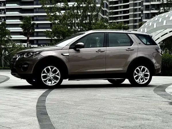 Land Rover Discovery Sport 2017