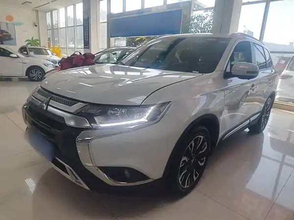 Mitsubishi Outlander 2019