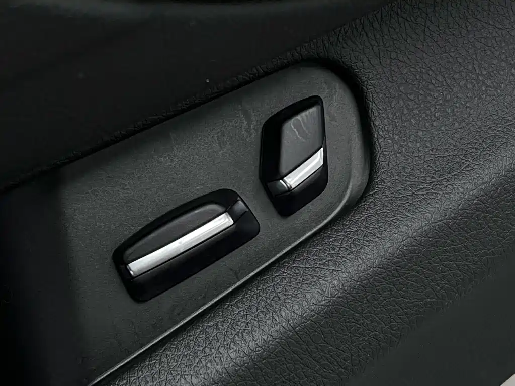 BMW 3 Series 2016 — фото 36