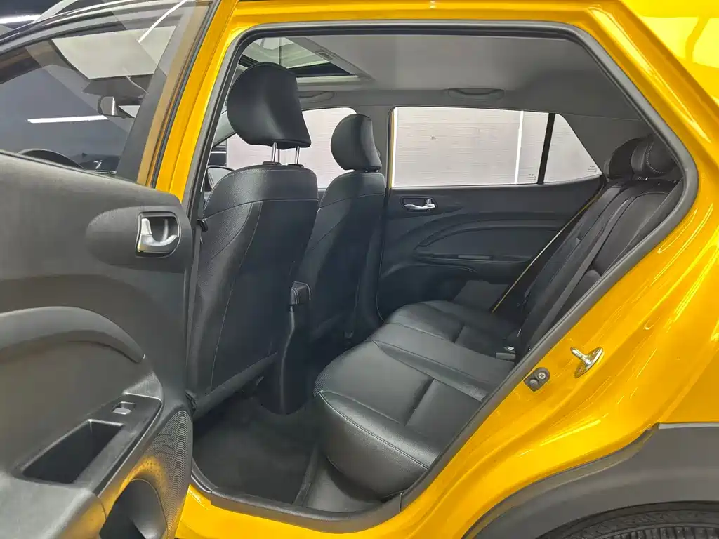 Kia KX1 2022 — фото 18