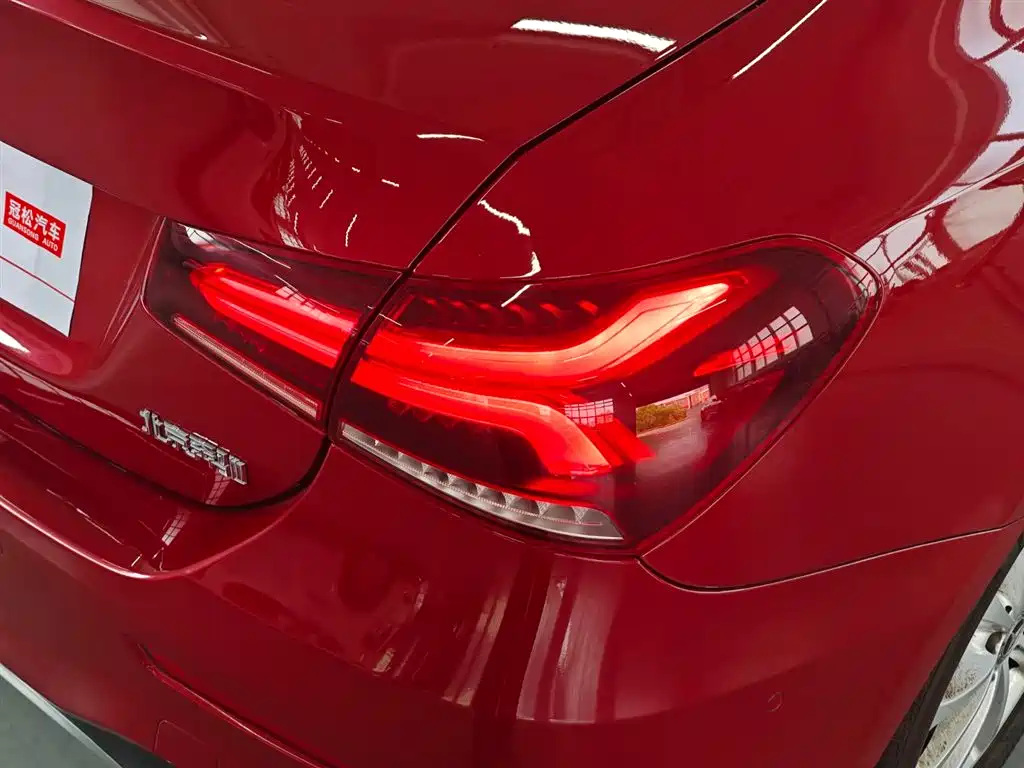 Mercedes-Benz A-Class 2021 — фото 9