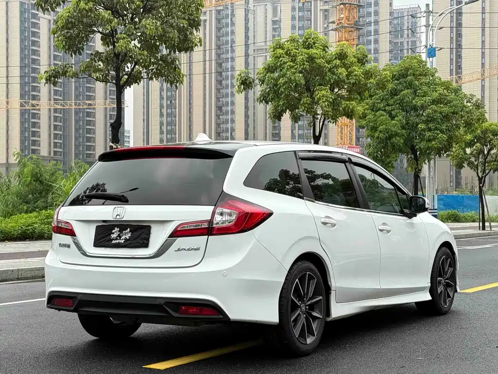 Honda Jade 2014 — фото 5