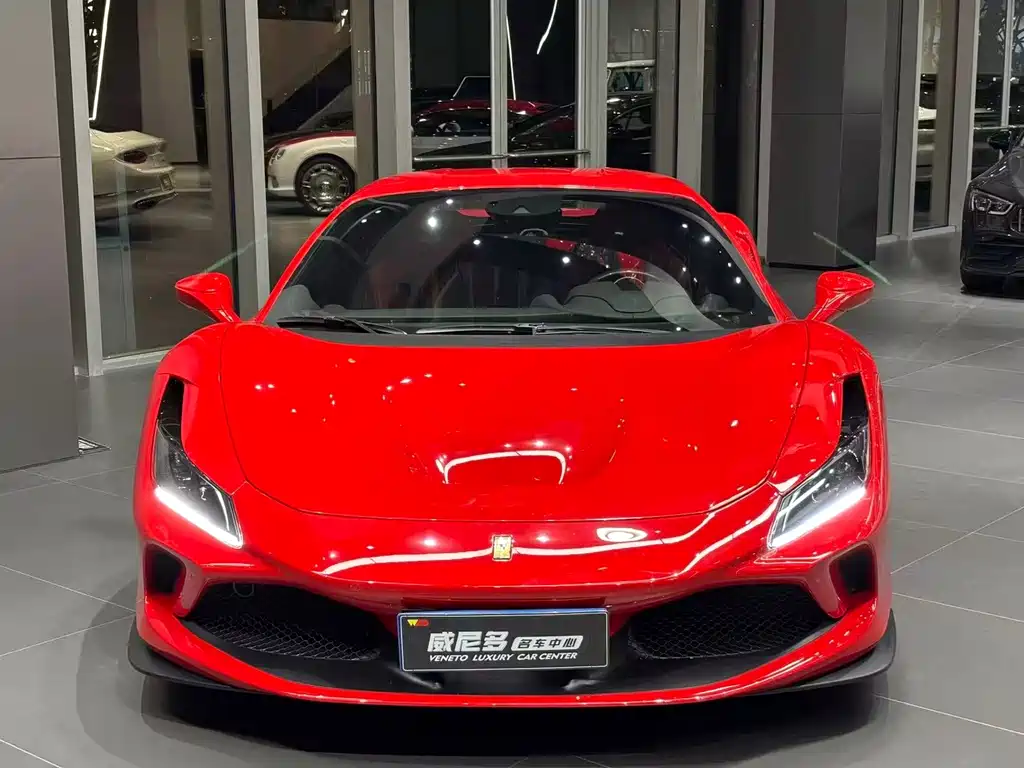Ferrari F8 2020 — фото 2