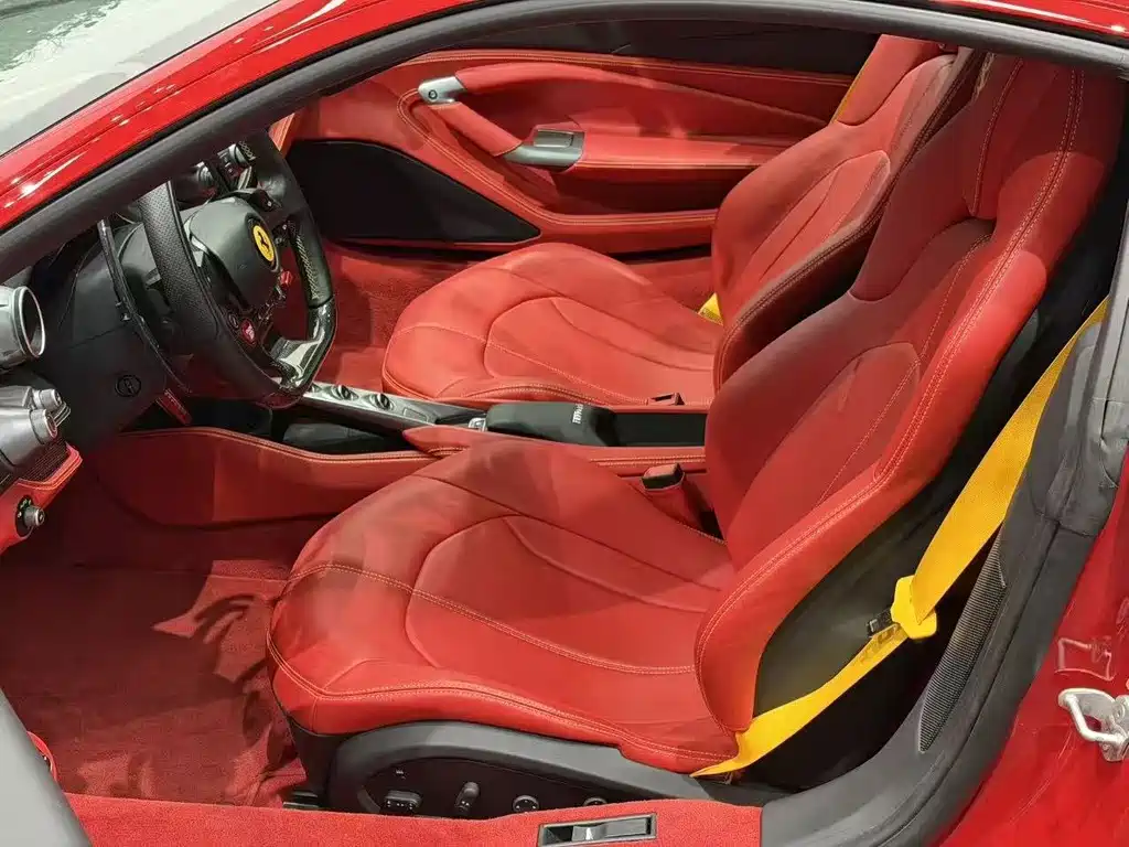 Ferrari F8 2020 — фото 6