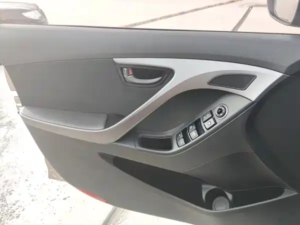 Hyundai Elantra Langdong 2016