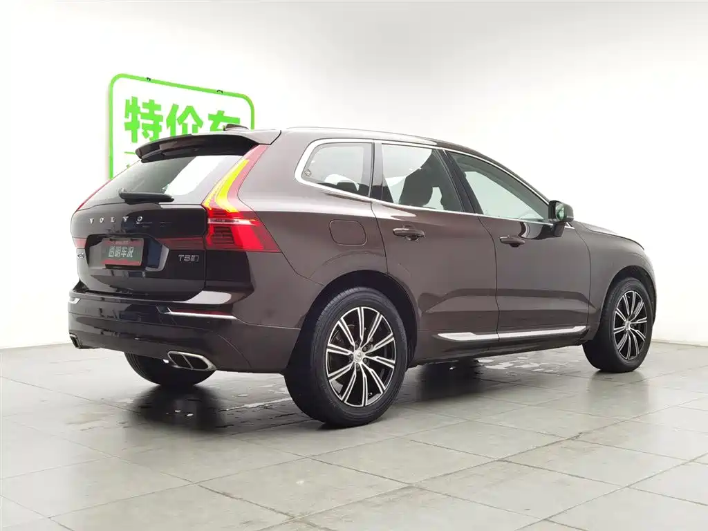 Volvo XC60 2019 — фото 2