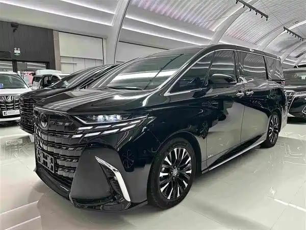 Toyota Alphard 2025