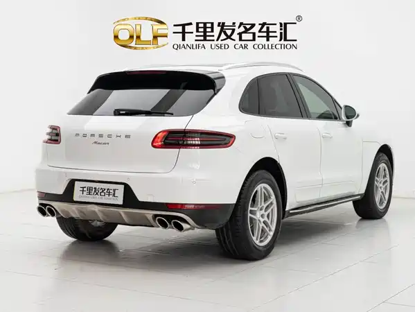 Porsche Macan 2015