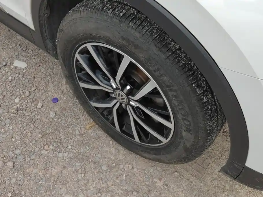 Volkswagen Tiguan L 2017